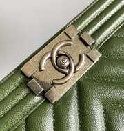 Uubags Chanel Medium Le Boy Green Flap Bag Quilted Leather With Silver Hardware 20.5x12x8.5cm - 4