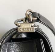 Uubags Boy Chanel small handbag in calfskin & ruthenium-plated metal pink 12x20.5x8.5cm - 6