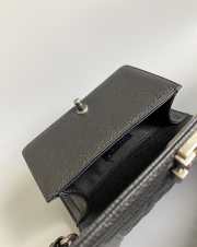 Uubags Boy Chanel small handbag in calfskin & ruthenium-plated metal pink 12x20.5x8.5cm - 5