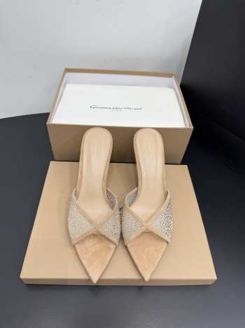 Uubags Gianvito Rossi Beige Crystal-Embellished Pointed-Toe Mule 8.5cm
