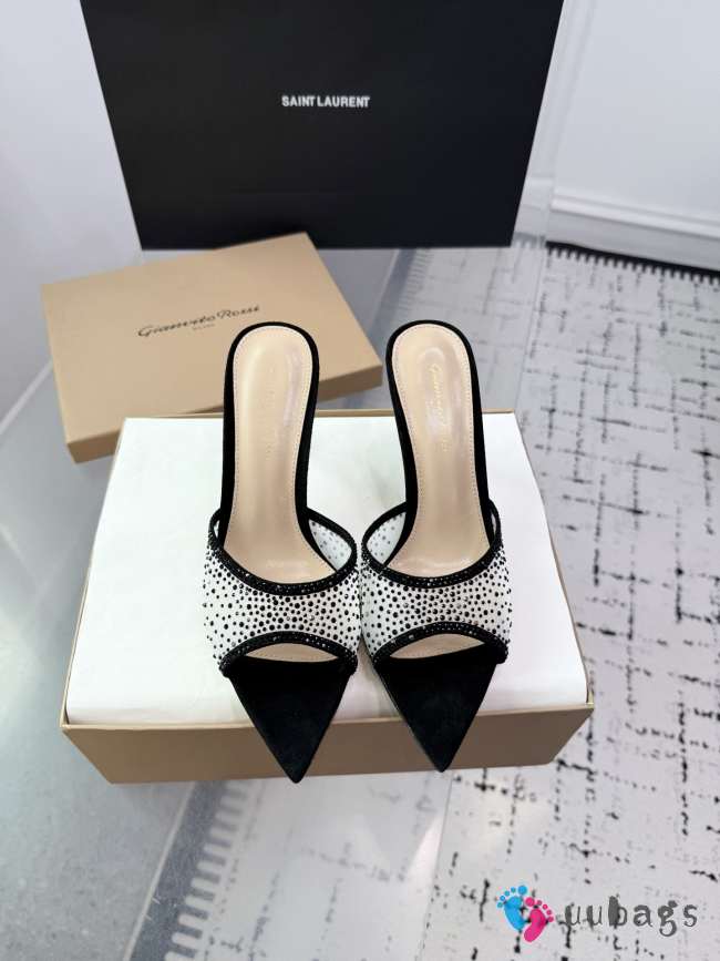 Uubags Gianvito Rossi Rania 85 crystal-embellished mules in white/ black - 1