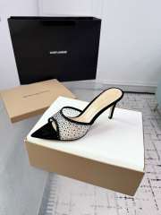 Uubags Gianvito Rossi Rania 85 crystal-embellished mules in white/ black - 2
