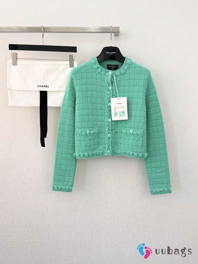 Uubags Chanel Jacket cashmere in light green - 1