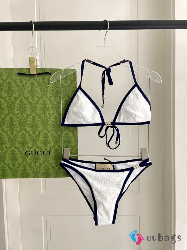 Uubags Gucci GG terrycloth bikini in white - 1