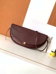 Uubags Celine Little Halfmoon Soft Triomphe In Burgundy Supple Shiny Lambskin 25x13x5cm - 1