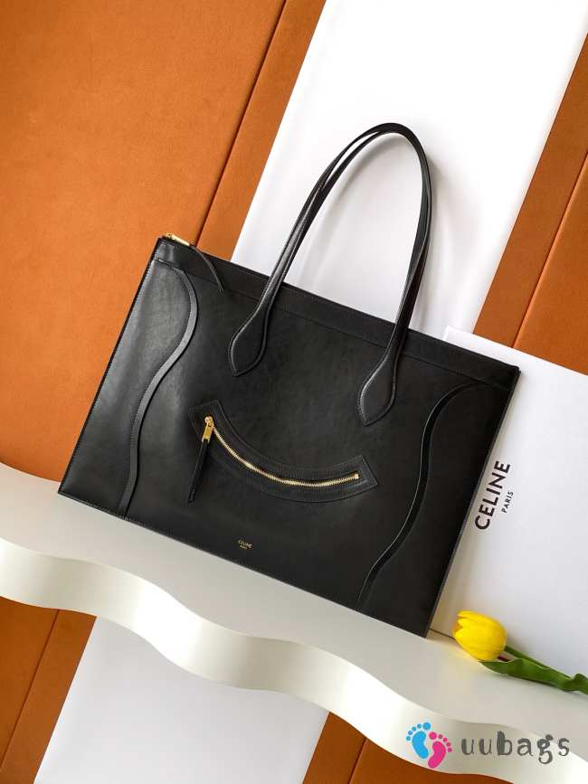 Uubags Celine Flat Luggage In Black Glossy Calfskin 44.5x31.5x0.5cm - 1