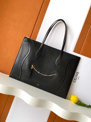 Uubags Celine Flat Luggage In Black Glossy Calfskin 44.5x31.5x0.5cm