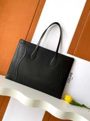 Uubags Celine Flat Luggage In Black Glossy Calfskin 44.5x31.5x0.5cm - 2