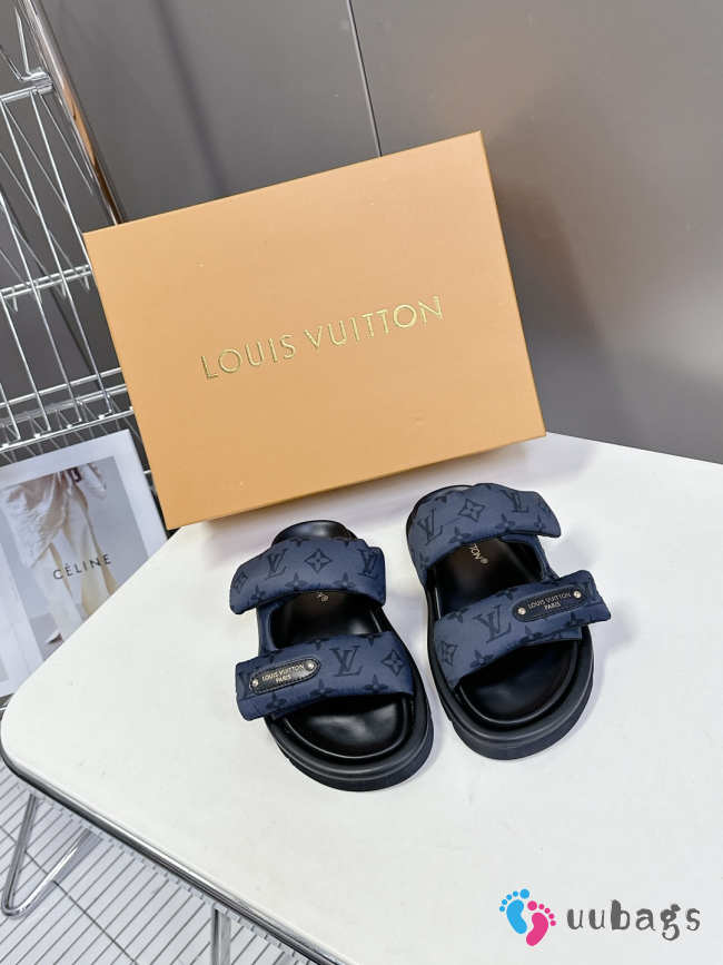 Uubags Louis Vuitton 1AHMDW Pool Pillow Flat Comfort Mule Sandals In Blue - 1