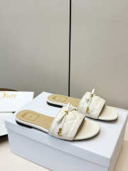 Uubags Dior Cannage Heeled Slide White Quilted Cannage Lambskin 3.5cm - 2