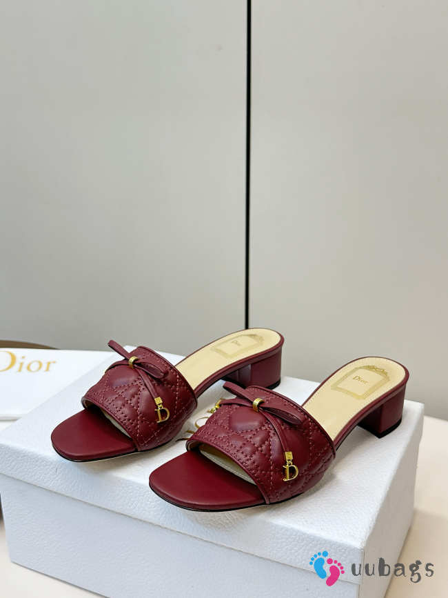 Uubags Dior Cannage Heeled Slide Burgundy Quilted Cannage Lambskin 3.5cm - 1