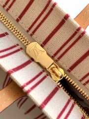 Uubags Louis Vuitton M15121 Carry It Bag Beige/Plum Pink 37x37x2cm - 6