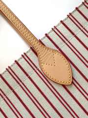 Uubags Louis Vuitton M15121 Carry It Bag Beige/Plum Pink 37x37x2cm - 2