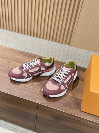 Uubags Louis Vuitton 1AIVRA LV Olympia Sneakers In Bordeaux Red