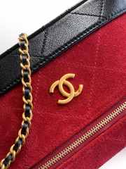 Uubags Chanel Vanity With Chain Suede Calfskin, Shiny Lambskin & Gold-Tone Metal In Red & Black 17x19.5x5cm - 3