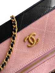 Uubags Chanel Vanity With Chain Suede Calfskin, Shiny Lambskin & Gold-Tone Metal In Pink & Black 17x19.5x5cm - 4