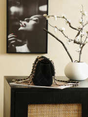 Uubags Chanel 19 Flap Bag in Black Quilted Suede with Gold-Tone Hardware 14x22x10cm - 4