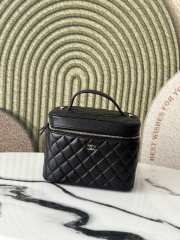 Uubags Chanel Vanity Black Leather Top Handle Bag 20x13x15cm - 1