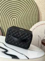 Uubags Chanel Classic Flap Bag in Black Quilted Caviar Leather with Gold-Tone Hardware 25x16x18cm - 6