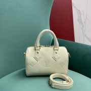 Uubags Louis Vuitton M27572 Speedy Bandoulière 20 Bag Milky White/Green 20.5x13.5x12cm - 1