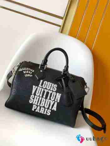 New Arrivals 2026 Louis Vuitton M26180 Speedy P9 Bandoulière 30 Jackets In Black 32x22.5x18cm