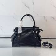 Uubags Miu Miu 5BA327 shiny leather top-handle bag in black 27x16x13cm - 4