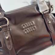 Uubags Miu Miu 5BA327 shiny leather top-handle bag in dark brown 27x16x13cm - 2