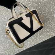 Uubags Valentino Garavani Viva Superstar Nappa Handbag In Butter/Black 23x16x8cm - 3
