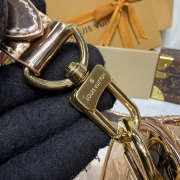 Uubags Louis Vuitton M26903 Keepall Bandoulière Bag In Gold Metallic 25x15x11cm - 2