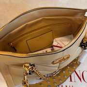 Uubags Valentino Garavani Panthea Bag In Gold Beige Nappa Leather With Chevron Pattern 33x19.5x9cm - 3