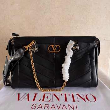 Uubags Valentino Garavani Panthea Bag In Black Nappa Leather With Chevron Pattern 33x19.5x9cm