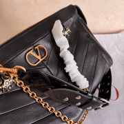 Uubags Valentino Garavani Panthea Bag In Black Nappa Leather With Chevron Pattern 33x19.5x9cm - 5