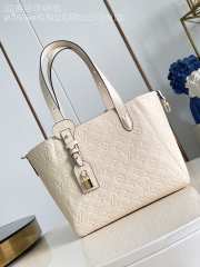 Uubags Louis Vuitton M29337 All In One PM Bag In Crème 40x22x15cm - 1
