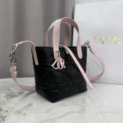 Uubags Small Dior Toujours Vertical Tote Bag Rose Soupir And Black Macrocannage Calfskin 18.5x18.5x12cm - 3