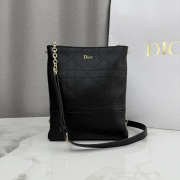 Uubags Small Vertical Dior Trianon Bag With Chain Black Flat Macrocannage Lambskin 18x21x7cm - 1