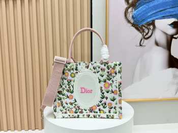Uubags Dior Book Tote Strap Bag Small White Multicolor Daisy Garden Embroidery & Dior Medallion 26.5x22x14cm