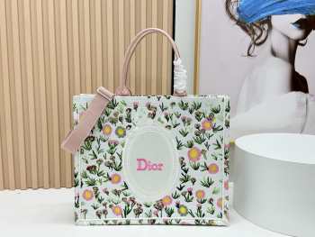 Uubags Large Dior Book Tote with Strap White Multicolor Daisy Garden Embroidery with Dior Médaillon 41x14x32cm