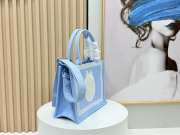 Uubags Dior Book Tote Mini Bag with Strap Dior Médaillon Dior Oblique Embroidery & Lace 20.5x16x7cm - 3