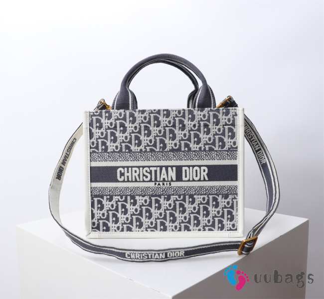 Uubags Small Dior Book Tote Black Dior Oblique Embroidery and Calfskin 26.5x22x14cm - 1