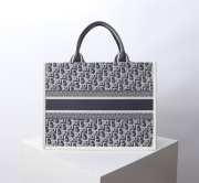 Uubags Medium Dior Book Tote Black Dior Oblique Embroidery and Calfskin 36x27.5x16.5cm - 4