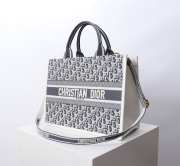 Uubags Medium Dior Book Tote Black Dior Oblique Embroidery and Calfskin 36x27.5x16.5cm - 3