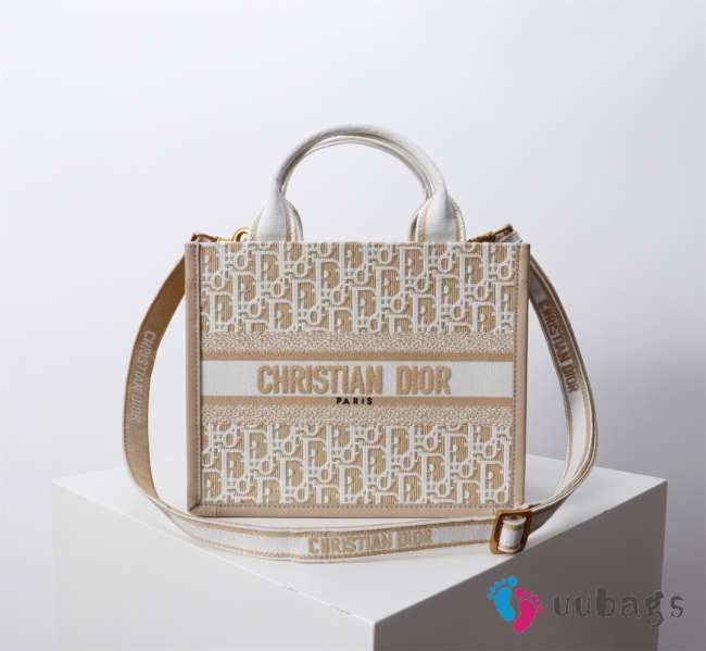 Uubags Small Dior Book Tote Beige Dior Oblique Embroidery and Calfskin 26.5x22x14cm - 1