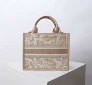 Uubags Dior Book Tote Medium in Toile de Jouy Embroidery In Beige 36x27.5x16.5cm - 5