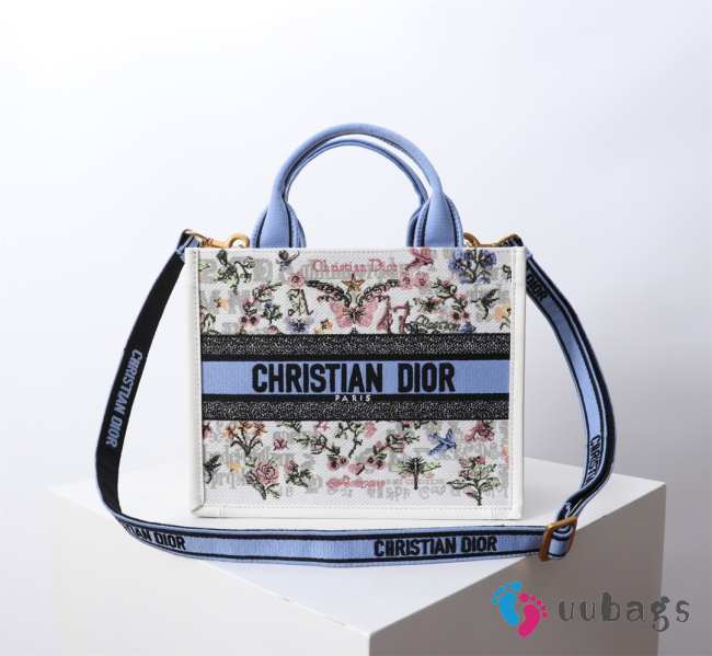 Uubags Dior Book Tote Mini in Jardin Botanique Embroidery In Multicolor/Blue 26.5x22x14cm - 1
