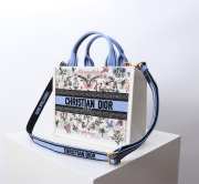 Uubags Dior Book Tote Mini in Jardin Botanique Embroidery In Multicolor/Blue 26.5x22x14cm - 5