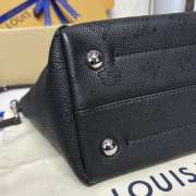 Uubags Louis Vuitton M54353 Bella Tote in Mahina Leather In Black 23x13x20cm - 3