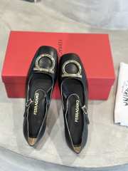 Uubags Ferragamo Maxi Gancini Mary Jane Pump In Black 2cm - 5