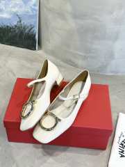 Uubags Ferragamo Maxi Gancini Mary Jane Pump In White 2cm - 2