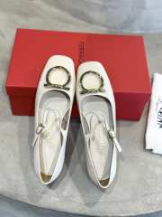 Uubags Ferragamo Maxi Gancini Mary Jane Pump In White 2cm - 5