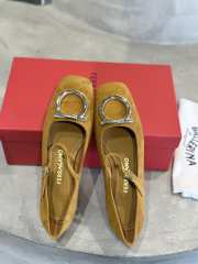 Uubags Ferragamo Maxi Gancini Mary Jane Pump In Brown Suede Leather 2cm - 5